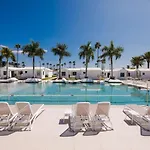 Ξενοδοχείο Club & - Adults Only 4*
