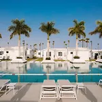 Club & - Adults Only