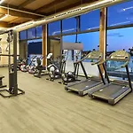 Ξενοδοχείο Club & - Adults Only 4*