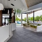 Club & - Adults Only 4*