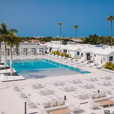 Hotel Club & - Adults Only 4*