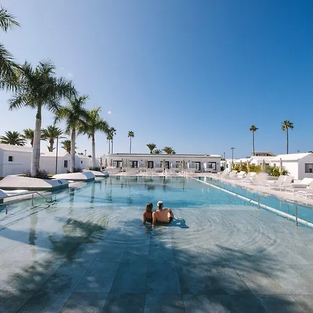 Hotel Club & - Adults Only