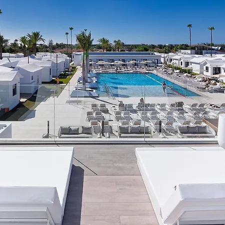 Hotel Club & - Adults Only