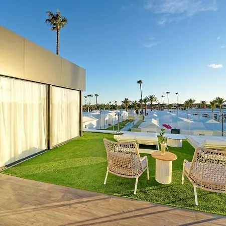 Hotel Club & - Adults Only 4*