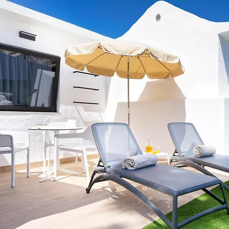 Club & - Adults Only 4*