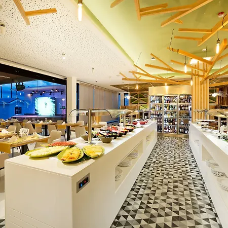 Hotel Club & - Adults Only 4*