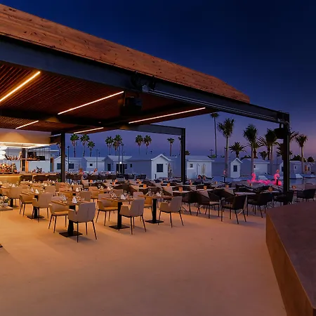 Club & - Adults Only 酒店 4*