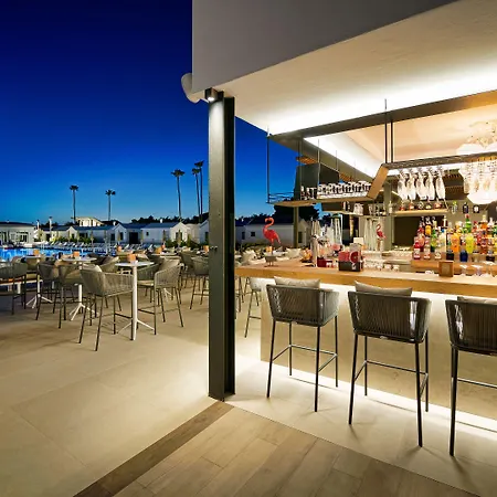 Club & - Adults Only