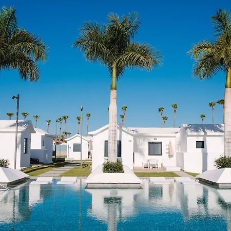 Club & - Adults Only 酒店 4*