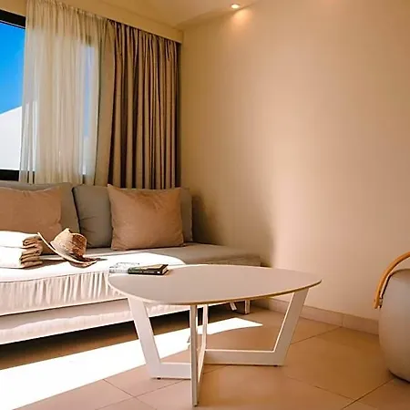 Otel Club & - Adults Only