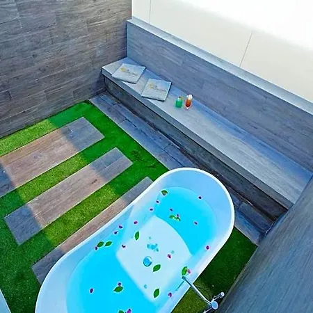 Hotel Club & - Adults Only