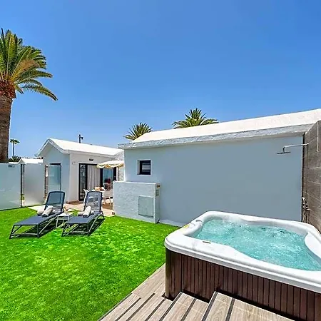 Club & - Adults Only 4*