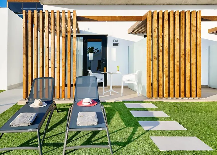 Отель Club & - Adults Only Маспаломас