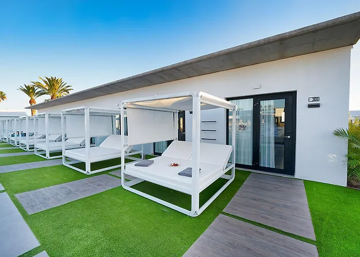 Club & - Adults Only Маспаломас