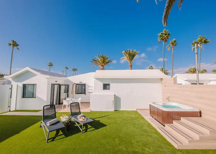 Club & - Adults Only Отель 4*