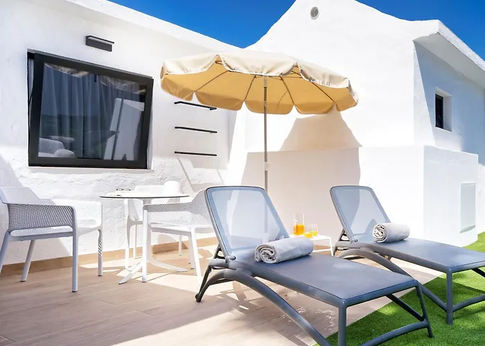 Club & - Adults Only 4*