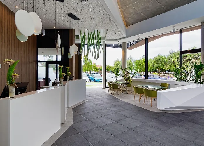 Club & - Adults Only 4*