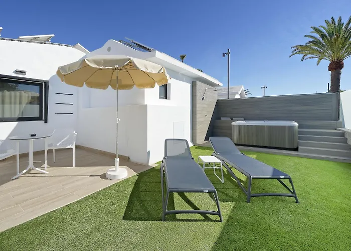 Club & - Adults Only Hotel