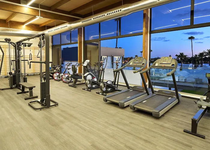 Hotel Club & - Adults Only 4*